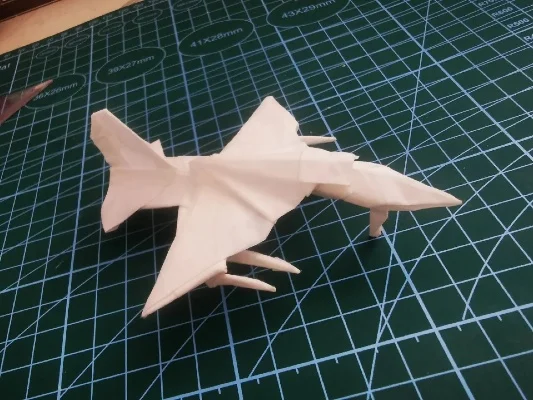 f16战斗机怎么折　F16战斗机怎么折